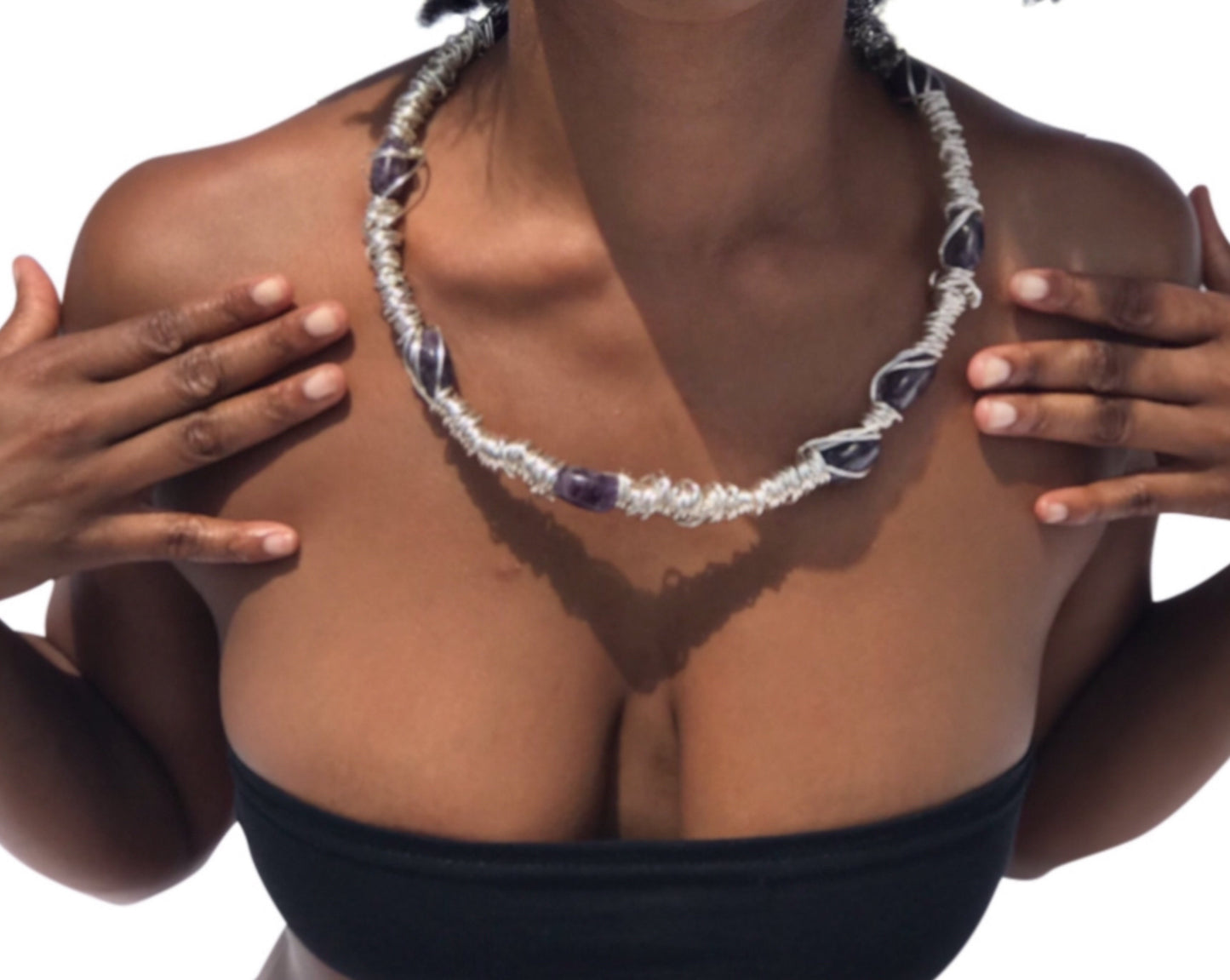 WIRED WRAPPED NECKLACE